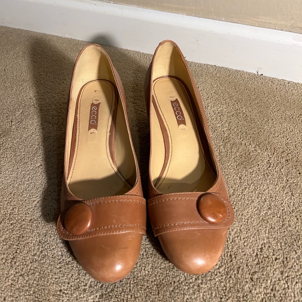 Ecco Brown Leather Hidden Wedges Button Strap Heels